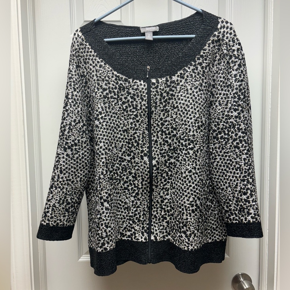 Chico’s Travelers Collection Textured Zip Jacket – Black & Gray Size 2 (L / 12)